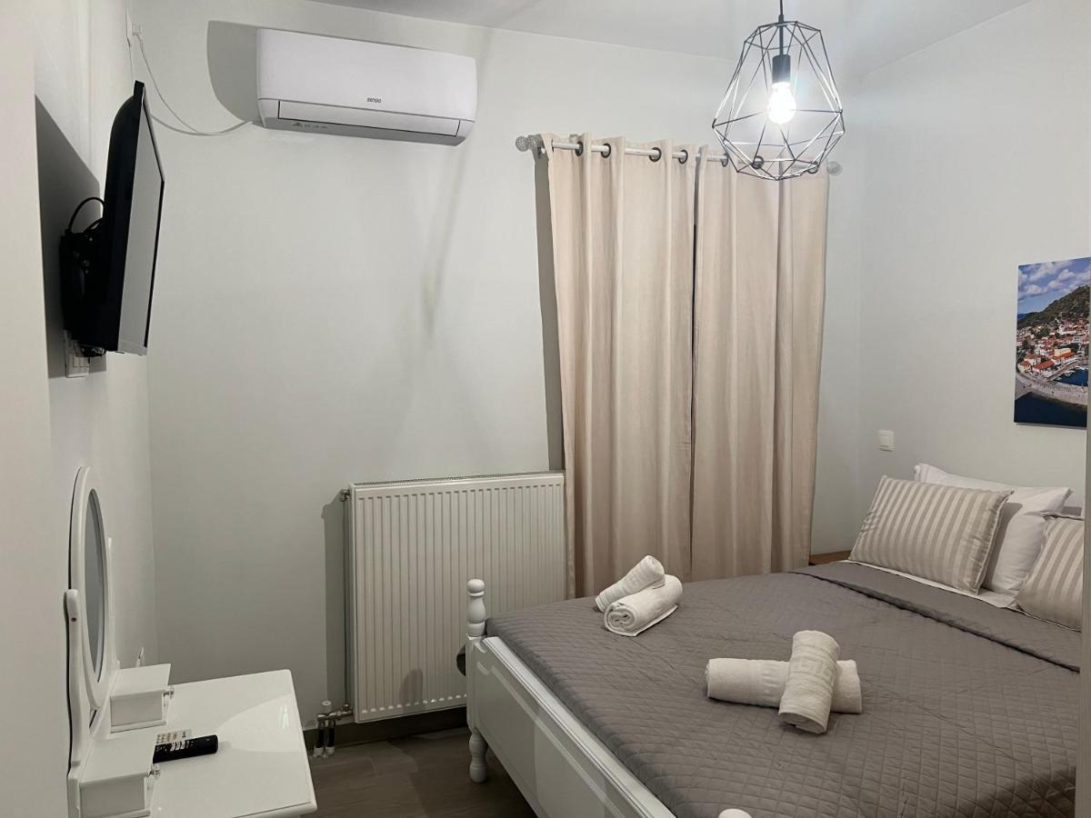 Όμορφη Μονοκατοικία Με 2 Υπνοδωμάτια Και Τζάκι Nafpaktos Екстериор снимка
