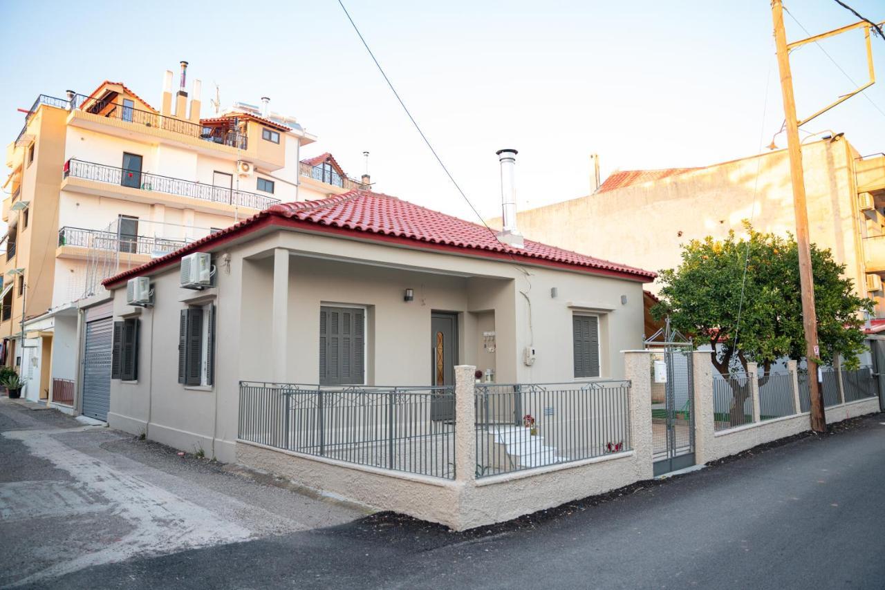 Όμορφη Μονοκατοικία Με 2 Υπνοδωμάτια Και Τζάκι Nafpaktos Екстериор снимка